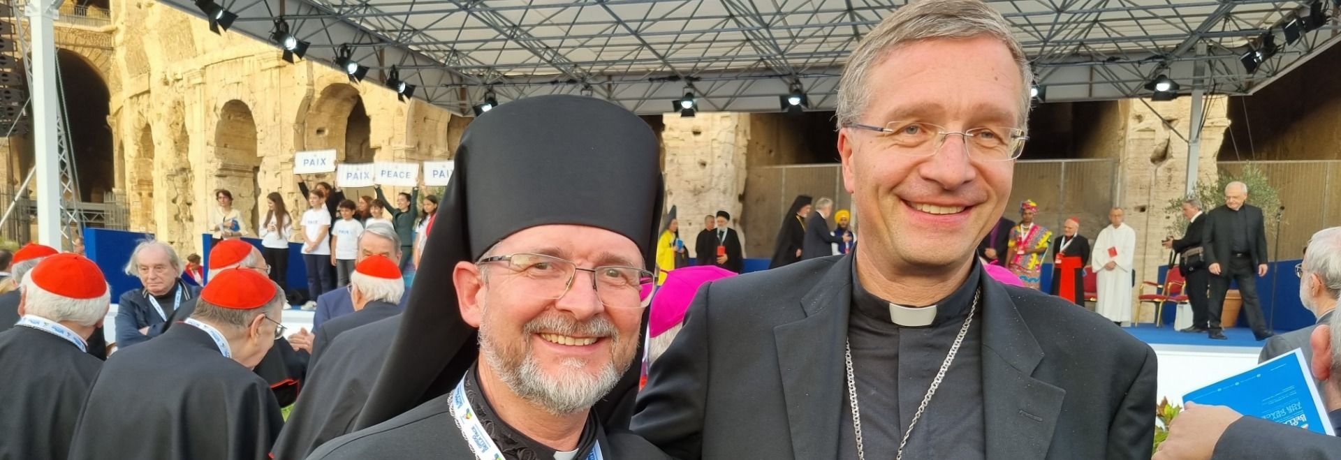 Papstbotschaft beim „Friedentreffen der Religionen“ – Bischof Gerber und ukrainischer Bischof bei Abschlusskundgebung in Rom