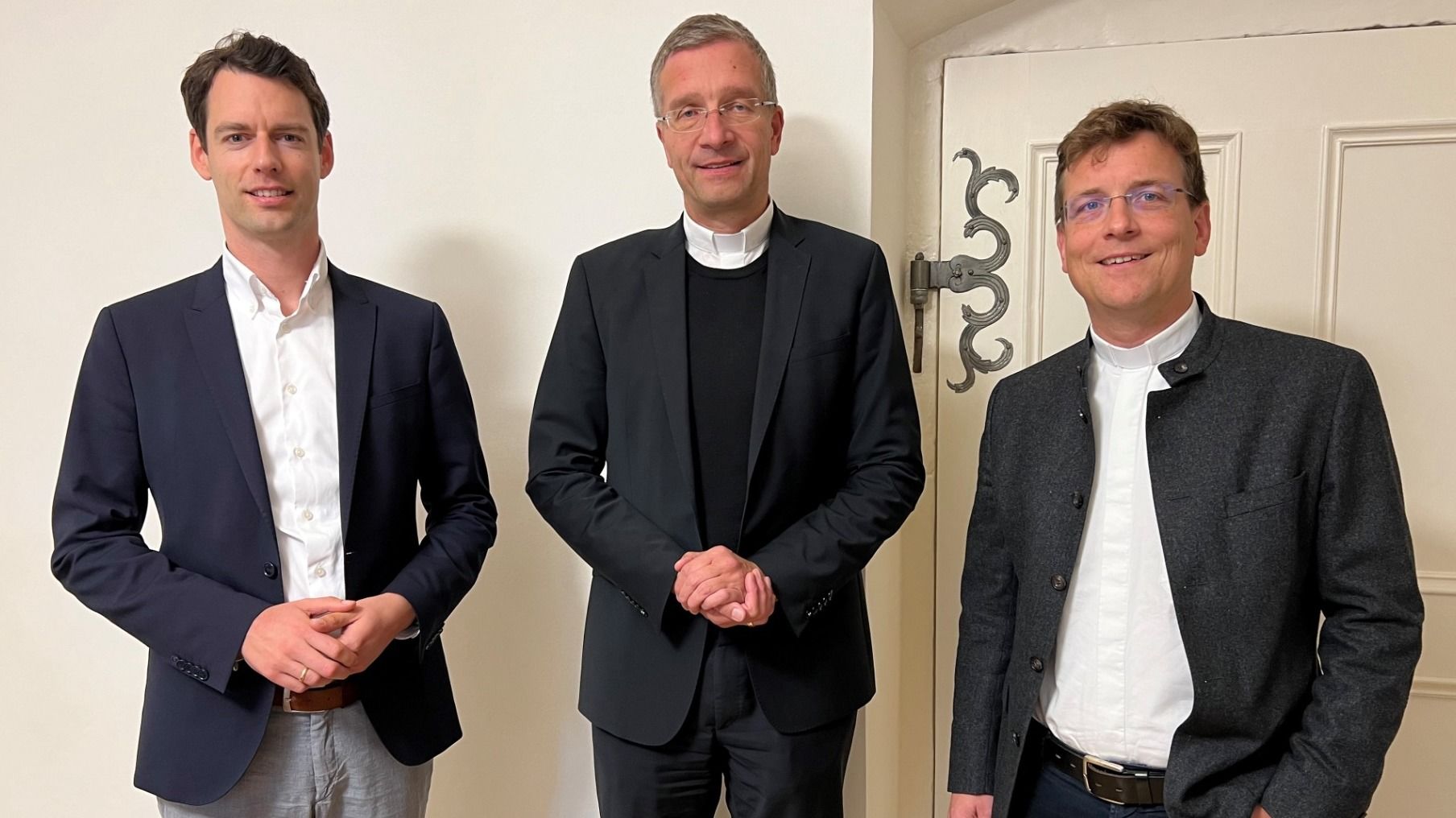 v.l.n.r.: Dr. Marco Bonacker, Bischof Dr. Michael Gerber und Dr. Martin Stanke. Foto: Bistum Fulda