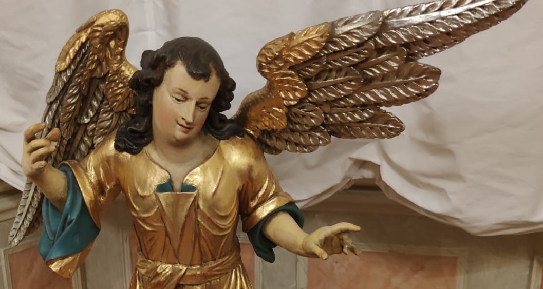 Die Sonderausstellung „Engel: Boten Gottes, Beschützer und Begleiter“ der Bibliothek der Theologischen Fakultät Fulda ist bis 10. März verlängert worden. 