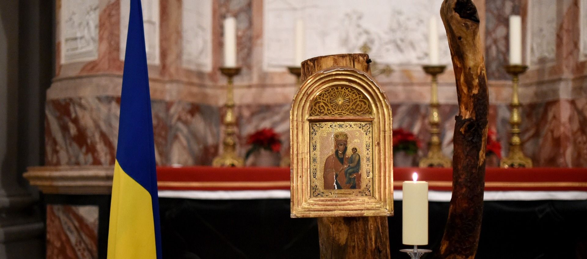 /bistum_fulda/presse_medien/liste_pressemeldungen/pressebilder_2023/presse_2023_01/Silvestergottesdienst_48.jpg