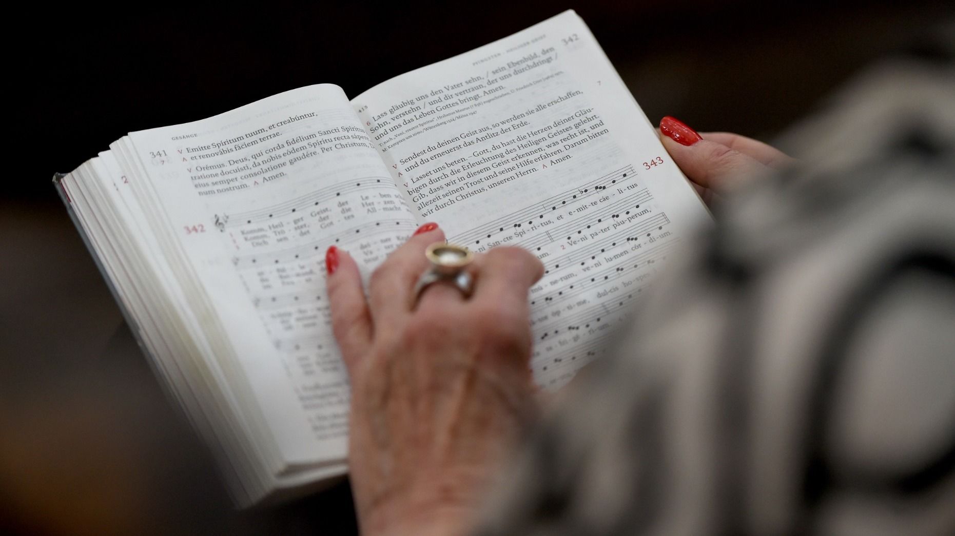 Bistum Fulda: Pfingsten - Pontifikalamt im Fuldaer Dom – Bonifatiusfest an Pfingstmontag – Live-Übertragung aus Wallfahrtskirche in Trutzhain